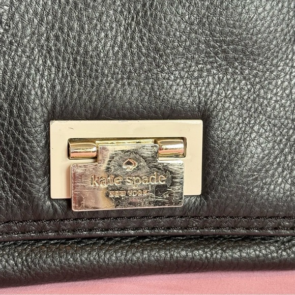 Kate Spade Black Leather Envelope Crossbody Purse w/ Gold Chain Strap EUC - Picture 2 of 10